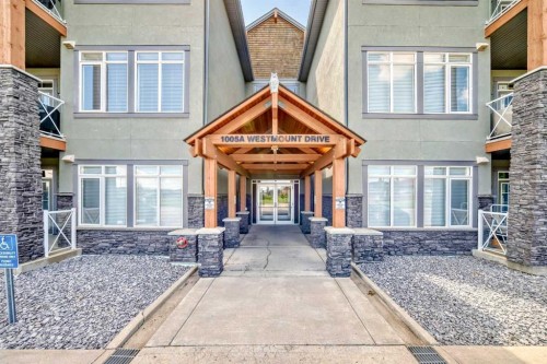 210-1005A Westmount Drive, Strathmore, AB - Outdoor With Balcony