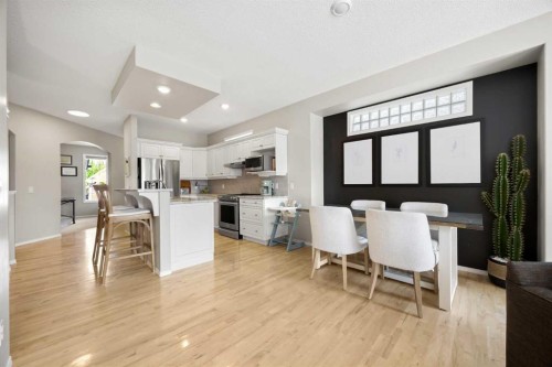 138 Cranwell Close Se, Calgary, AB - Indoor