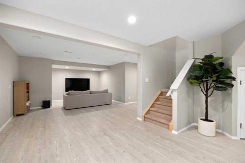 138 Cranwell Close Se, Calgary, AB - Indoor