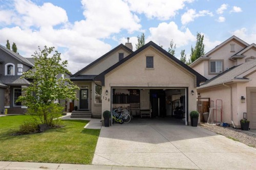 138 Cranwell Close Se, Calgary, AB - Outdoor With Facade