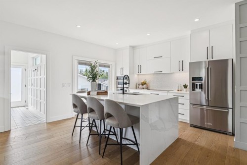 4747 26 Avenue Sw, Calgary, AB - Indoor