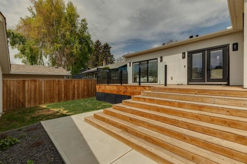 4747 26 Avenue Sw, Calgary, AB - Outdoor