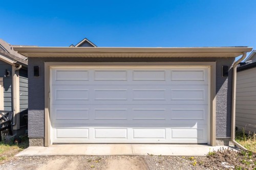 648 Mahogany Boulevard Se, Calgary, AB - Outdoor With Exterior