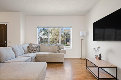 648 Mahogany Boulevard Se, Calgary, AB - Indoor Photo Showing Living Room
