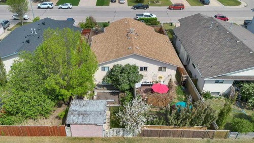 312 Strathaven Drive, Strathmore, AB - Outdoor