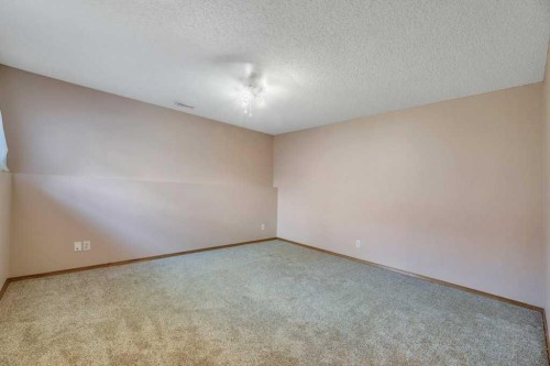 312 Strathaven Drive, Strathmore, AB - Indoor Photo Showing Other Room