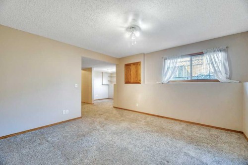 312 Strathaven Drive, Strathmore, AB - Indoor Photo Showing Other Room