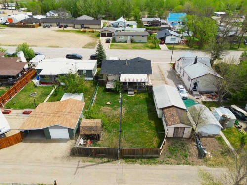 314 Bruce Avenue, Carbon, AB - Outdoor