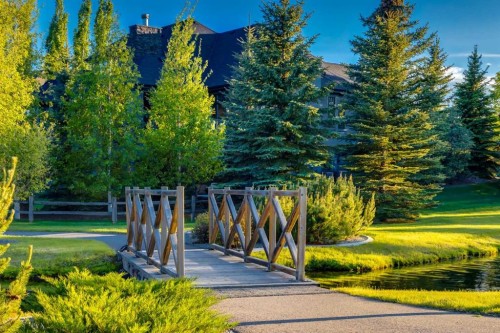 6 Heaver Gate, Heritage Pointe, AB 