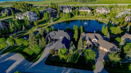 6 Heaver Gate, Heritage Pointe, AB 