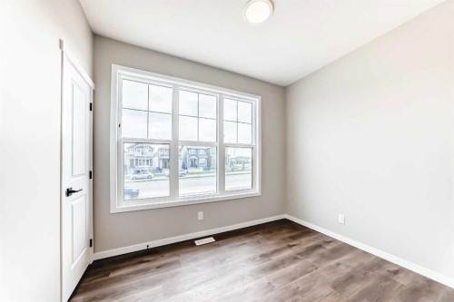23 Magnolia Street Se, Calgary, AB - Indoor Photo Showing Other Room