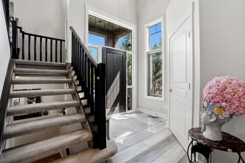 105 Cranridge Heights Se, Calgary, AB - Indoor Photo Showing Other Room
