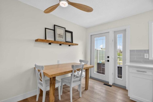 48 Shawcliffe Place, Calgary, AB - Indoor Photo Showing Dining Room