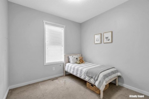 425 Copperpond Landing Se, Calgary, AB - Indoor Photo Showing Bedroom