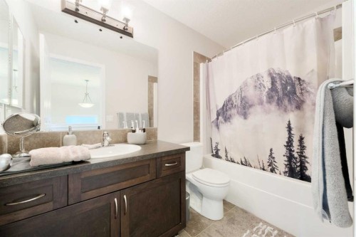 40 Sunrise Terrace, Cochrane, AB 