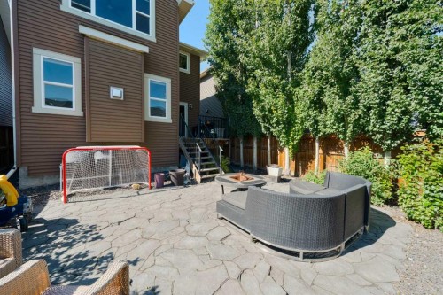 40 Sunrise Terrace, Cochrane, AB 