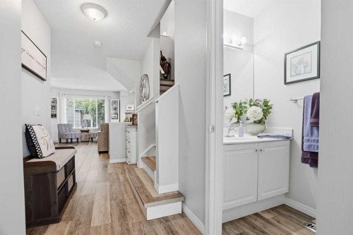 88 Chaparral Ridge Terrace Se, Calgary, AB - Indoor Photo Showing Other Room