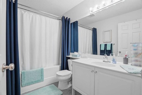 88 Chaparral Ridge Terrace Se, Calgary, AB - Indoor Photo Showing Bathroom