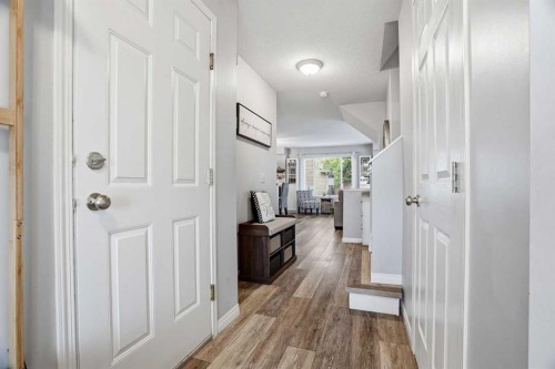 88 Chaparral Ridge Terrace Se, Calgary, AB - Indoor Photo Showing Other Room