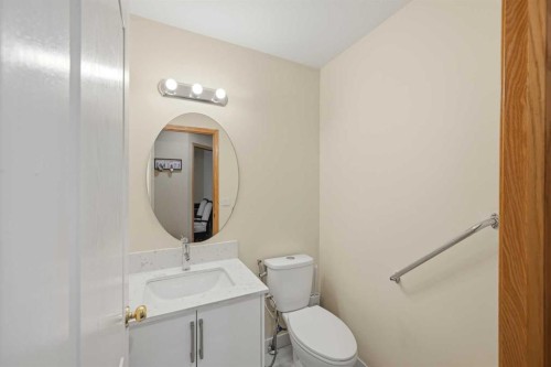 46 Panorama Hills Close Nw, Calgary, AB - Indoor Photo Showing Bathroom