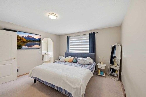 46 Panorama Hills Close Nw, Calgary, AB - Indoor Photo Showing Bedroom