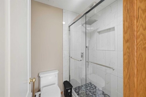 46 Panorama Hills Close Nw, Calgary, AB - Indoor Photo Showing Bathroom