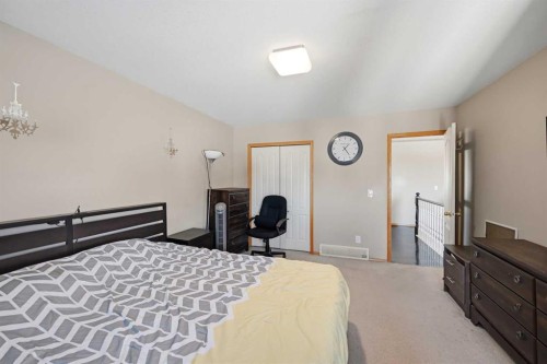 46 Panorama Hills Close Nw, Calgary, AB - Indoor Photo Showing Bedroom