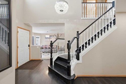 46 Panorama Hills Close Nw, Calgary, AB - Indoor Photo Showing Other Room