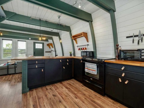 35 Mount Vista Drive, Hill Spring, AB 