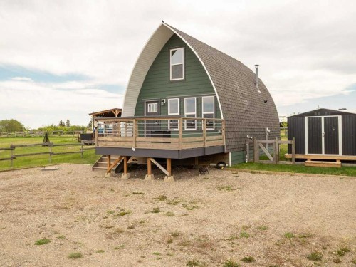35 Mount Vista Drive, Hill Spring, AB 