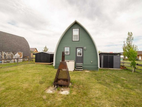 35 Mount Vista Drive, Hill Spring, AB 