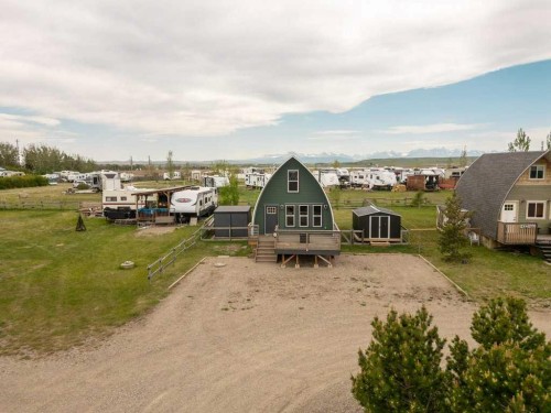 35 Mount Vista Drive, Hill Spring, AB 