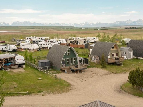 35 Mount Vista Drive, Hill Spring, AB 