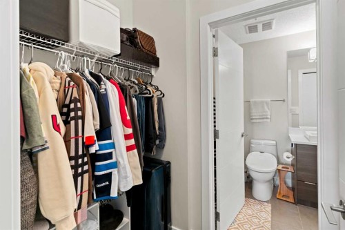 3404-95 Burma Star Road Sw, Calgary, AB - Indoor With Storage