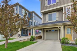 39 Kinlea Common NW Calgary, AB T3R 0S2