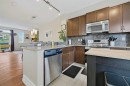 39 Kinlea Common Nw, Calgary, AB  - Indoor Photo Showing Kitchen 