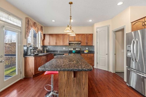 325 Discovery Ridge Way Sw, Calgary, AB 