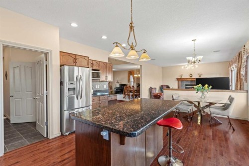 325 Discovery Ridge Way Sw, Calgary, AB 