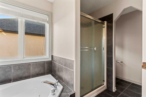 325 Discovery Ridge Way Sw, Calgary, AB 