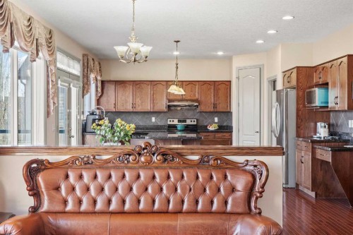 325 Discovery Ridge Way Sw, Calgary, AB 