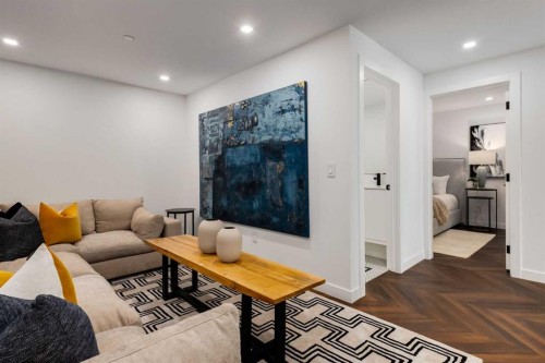 104-8445 Broadcast Avenue Sw, Calgary, AB - Indoor