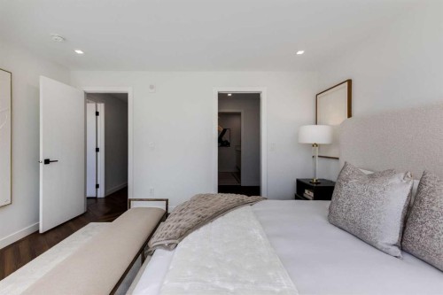 104-8445 Broadcast Avenue Sw, Calgary, AB - Indoor Photo Showing Bedroom