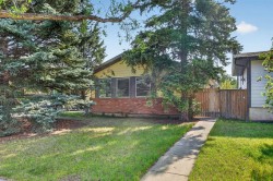 10540 Oakfield Drive SW Calgary, AB T2W 2A9