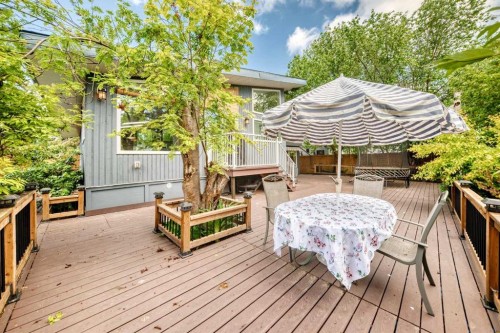 10412 Willowcrest Road Se, Calgary, AB - Outdoor With Deck Patio Veranda With Exterior