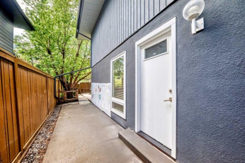 10412 Willowcrest Road Se, Calgary, AB - Outdoor With Exterior