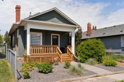 128 18 Avenue NE Calgary, AB T2E 1M9