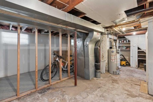 128 18 Avenue Ne, Calgary, AB - Indoor Photo Showing Basement
