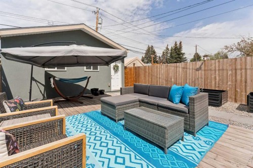 128 18 Avenue Ne, Calgary, AB - Outdoor With Deck Patio Veranda