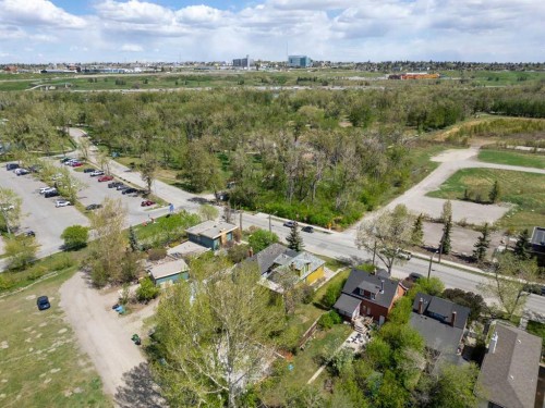 1613 17A Street Se, Calgary, AB 