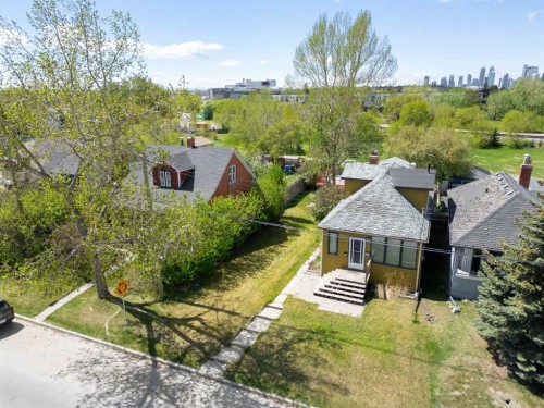 1613 17A Street Se, Calgary, AB 